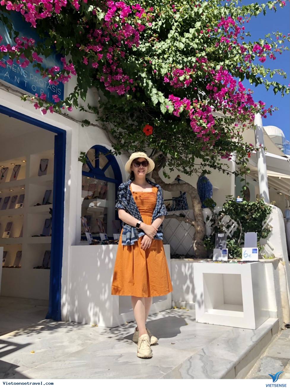 SANTORINIS - ATHENS