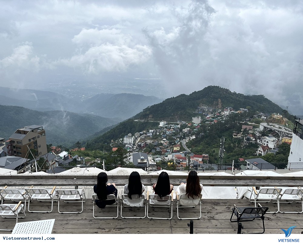 Tam Đảo mờ sương cũng là điểm đến được nhiều người lựa chọn