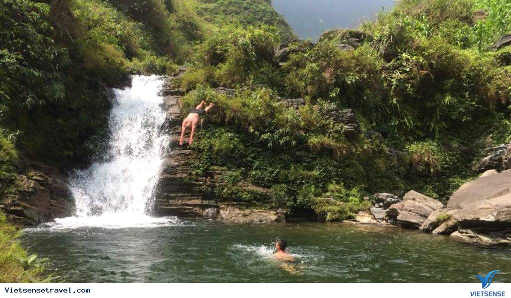 thác du già ở hà giang