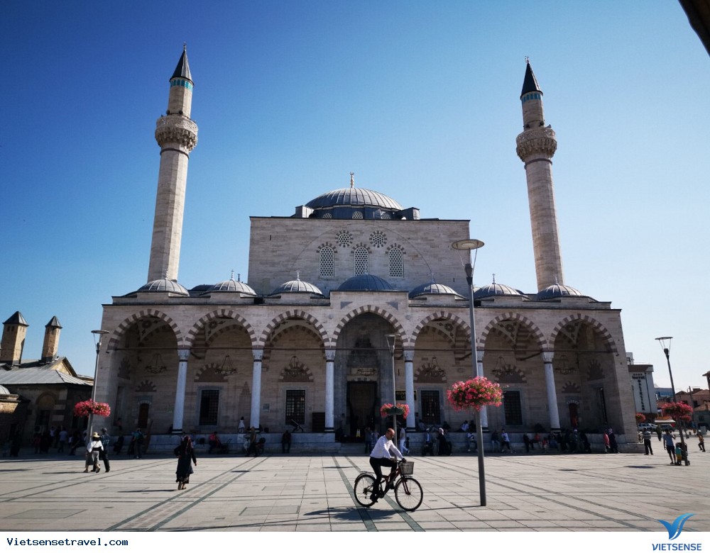 Thánh đường gây dấu ấn với mọi du khách về thiết kế