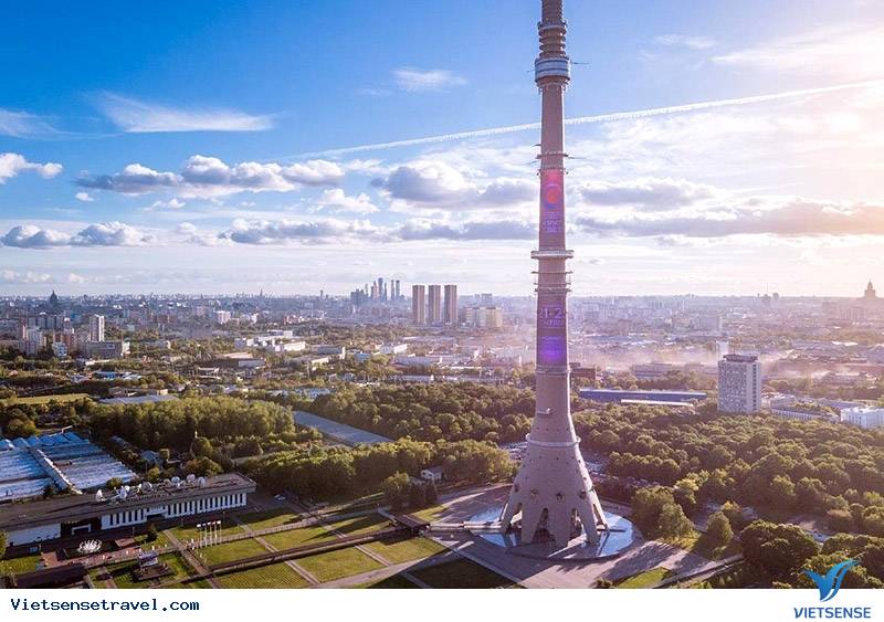 Tháp truyền hình Ostankino nổi bật với chiều cao 540 mét