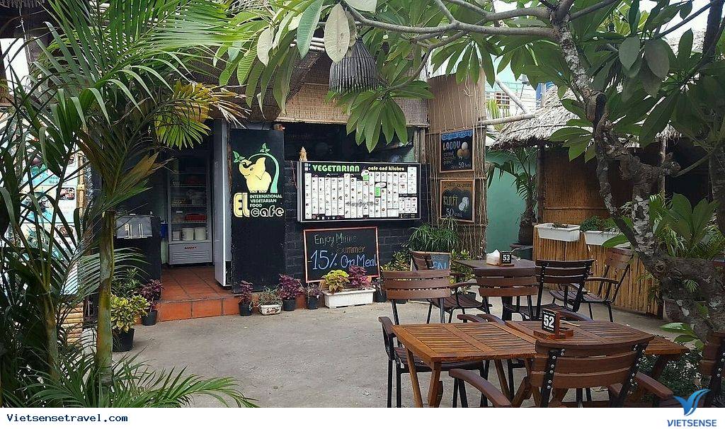 EL CAFÉ Vegan Vegeterian Food Mũi Né 