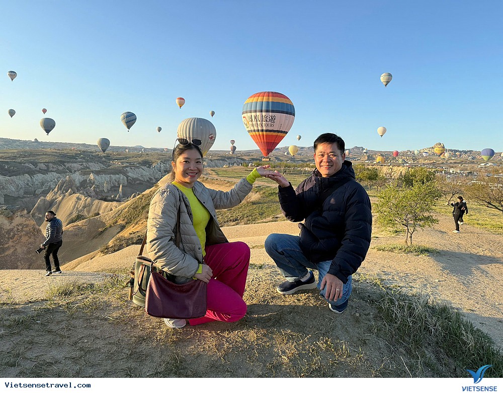 Trải nghiệm bay khinh khí cầu, ngắm toàn cảnh từ trên cao tại Thổ Nhĩ Kỳ Trải nghiệm bay khinh khí cầu, ngắm toàn cảnh từ trên cao tại Thổ Nhĩ Kỳ